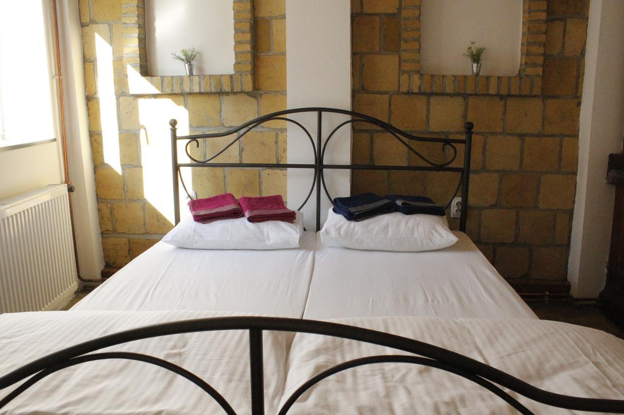 נובי סאד Hostel Nomad מראה חיצוני תמונה