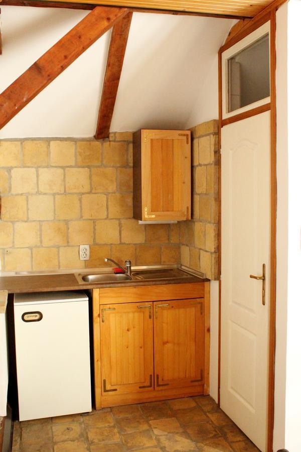 נובי סאד Hostel Nomad מראה חיצוני תמונה