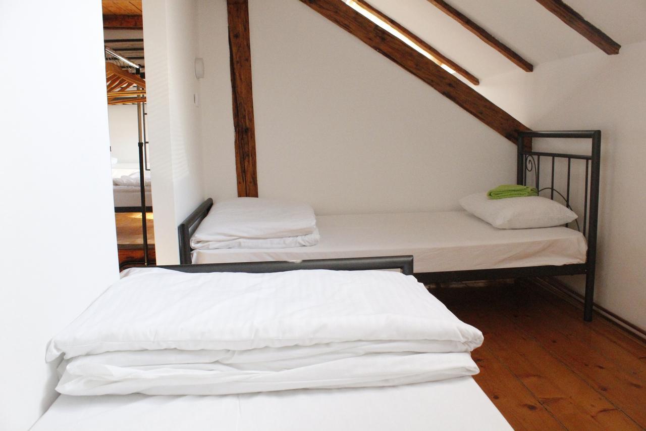 נובי סאד Hostel Nomad מראה חיצוני תמונה